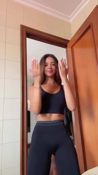 Me encanta esta zorra🤤