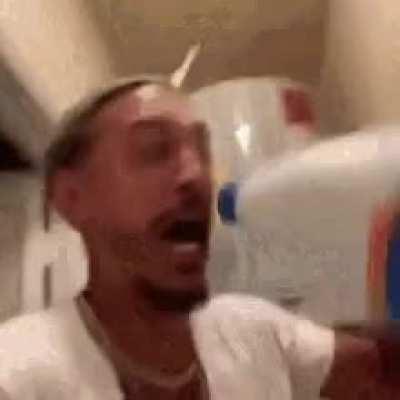 Rams fans seeing Stafford has gone back to Detroit mode