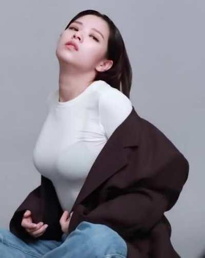 Jeongyeon showing no mercy