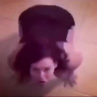 la nobia del admin cuando me ve 😎