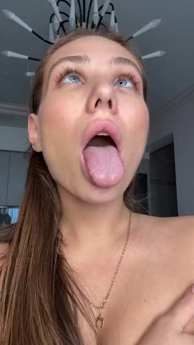 I want it, daddy, right here and right now