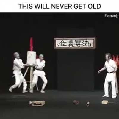 Found this shit on my uncles phone