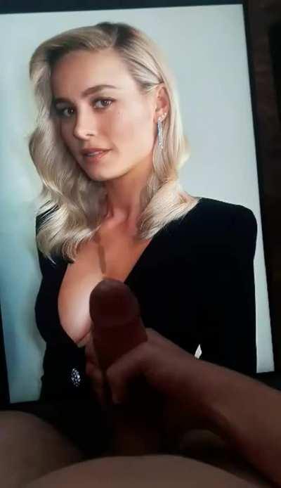 ——-NEW HERTSGIRLS SUB REDDIT ——— my bud jerkin his big hard cock 2 Brie Larson - and hot cum tribute - If u want 2 b fed celebs and porn and show off jerkin over them on a second screen - public or private sessions - add hertsgirls on k1k - second screen 