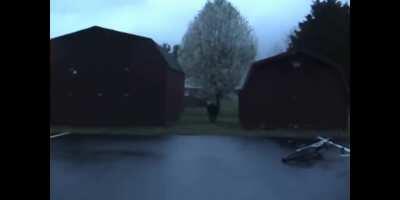 Face meet metal roof, metal roof meet face