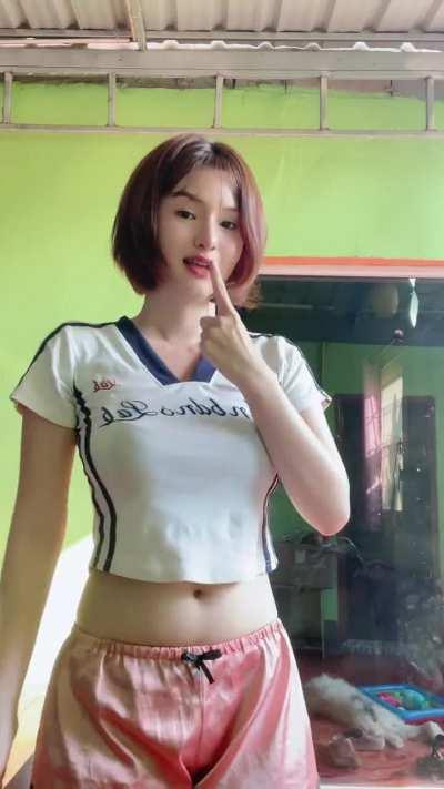 Pretty thai girl 