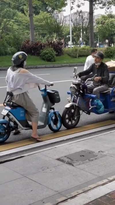 大爷这次算是遇到对手了！