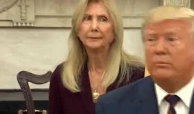 [Shitpost] My resident watching me butcher the presentation he prepped me for