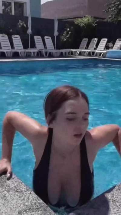 Sexy Swimmer