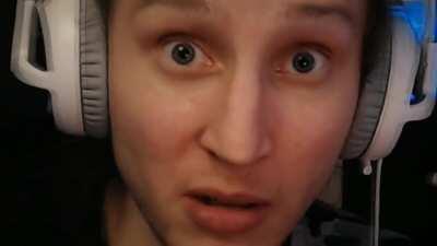 Arkadaşımdan kızla buluşmak için borç istemişimdir