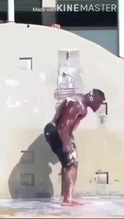 Los panas frescos descubriendo que son la evoluci&oacute;n de los papu lince