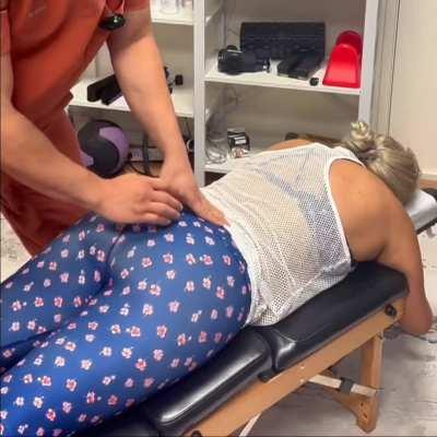 Chiropractor adjustment