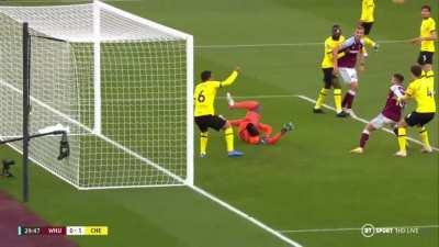 Massive Clearance from Thiago Silva