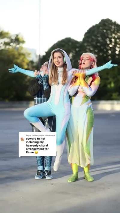 Held up by Athena and a singing Bella.