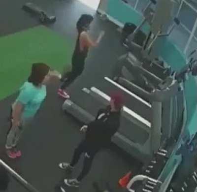 HMC while I take a selfie at the gym