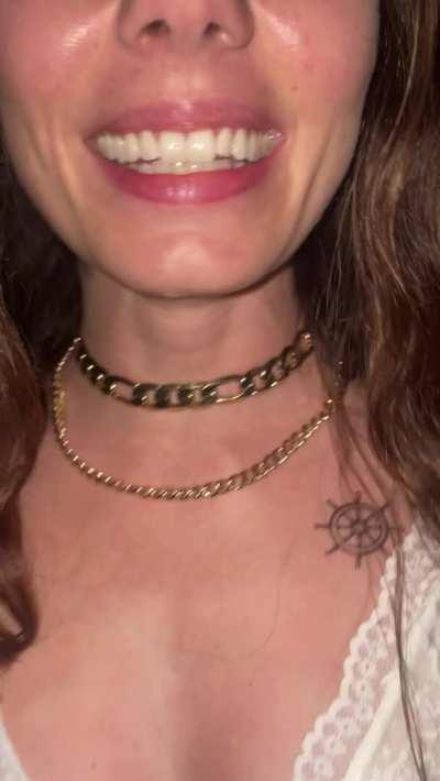 hoeloween 🎃🏴‍☠️ [gif]