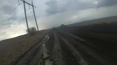 Ukrainian soldiers successfully defended themselves against a Russian FPV strike drone. April 2025