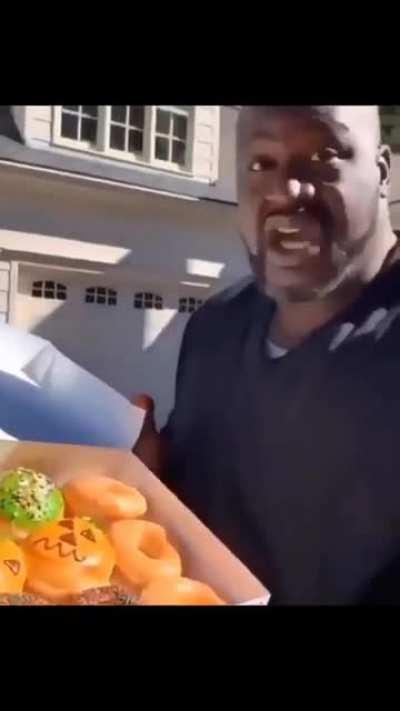 What is shaq even doing these days? 🤦‍♂️