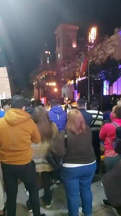 Lo único que no tenemos que hacer es cruzar la puerta que nos lleva a un futuro mejor - Alberto en Catamarca.