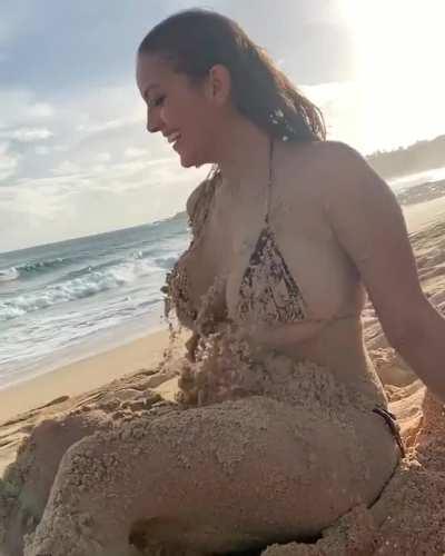 shaking the Sand off