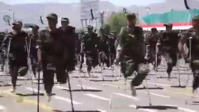 Houthis showcase their fresh conscripts