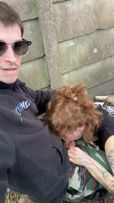 When bro flashes me like that, I just have to get on my knees 🥵