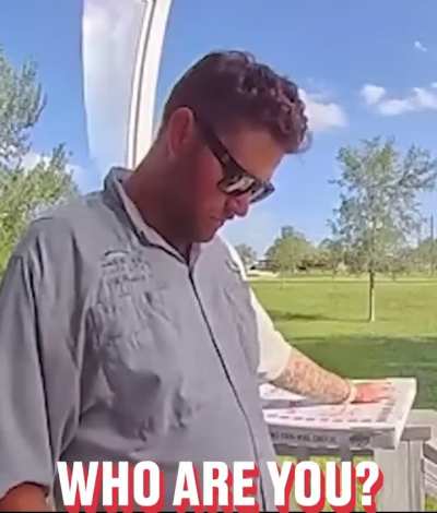 Dad gets his twins mixed up