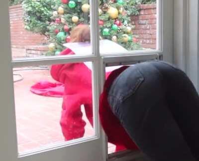 Does Madelaine have the best booty?