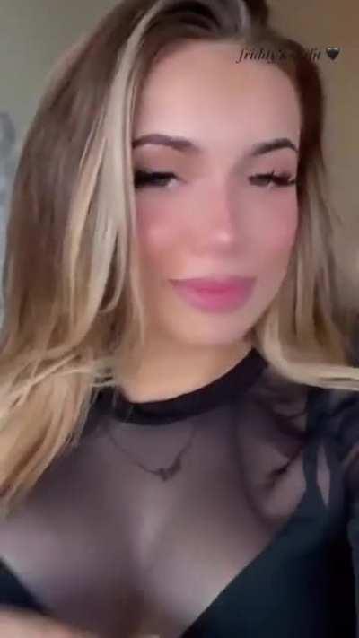 That Outfit 🥵🔥