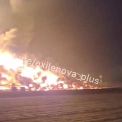 Punto de trasvase de petróleo Kavkazskaya en el Krai de Krasnodar.  Toda la base explotó.