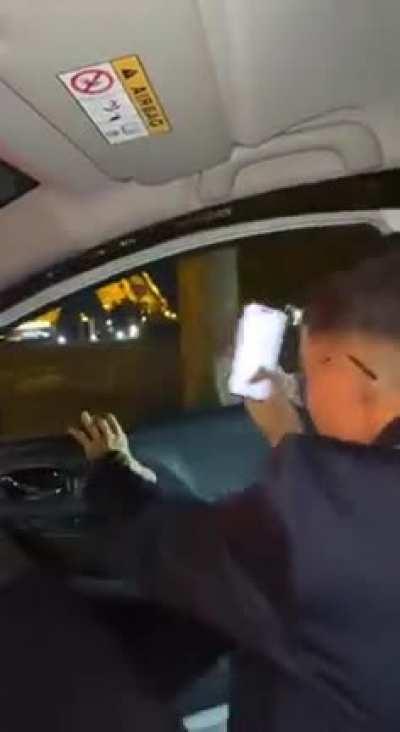 How to lose your car door