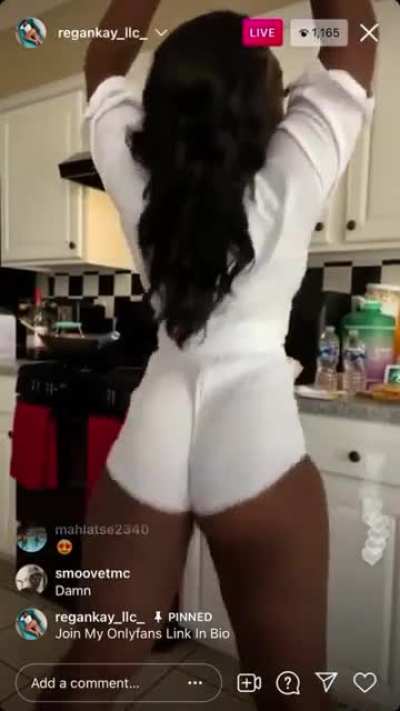 Classic Clappery On Live