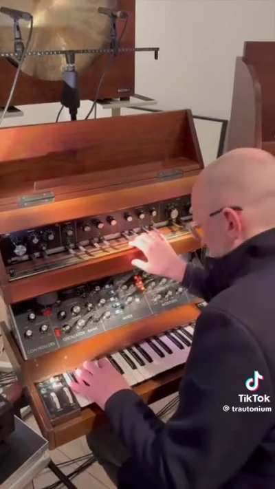 An instrument that puts you in trance