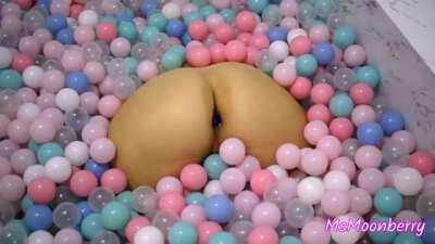 Bubble butt in the ball pit [OC]
