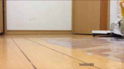 Haha, stupid drone can’t even walk right.