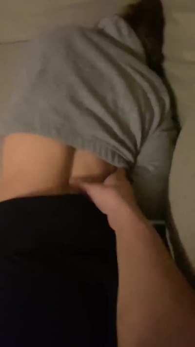 Bri was super ticklish when I started attacking her sides😂didn’t expect her to make that sound!(dm for full 9 mins!)