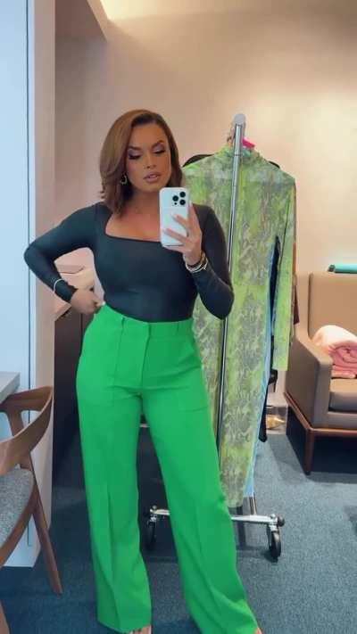 Showing off her outfit for ‘Speak’ | IG 5/23/24