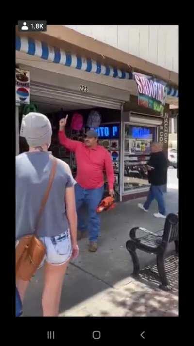 Man in McAllen Texas chases off protesters with a chainsaw