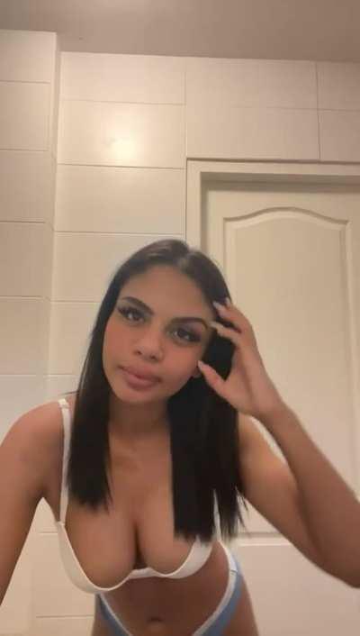 fat booty slim waist