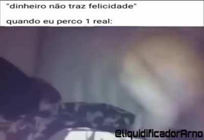 Me da uma mamada ade emi