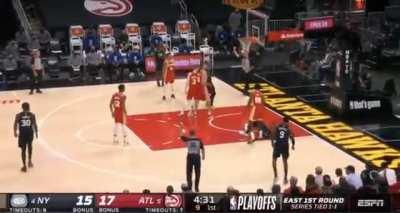 Noel with 1 of his 15 flops. Solo extends his hand to “help” Noel up and then retracts it 💀😂😂