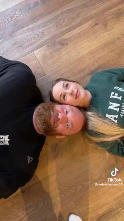 The size difference of this couple