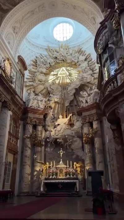 Karlskirche, Austria 🇦🇹 The Rektoratskirche St. Karl Borromäus, commonly called the Karlskirche (German for 'St. Charles Church'), is a Baroque church located on the south side of Karlsplatz in Vienna. Widely considered the most outstanding baroque church