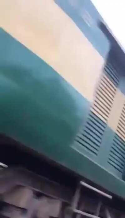 This is pure stupidity, why would you waste your life for a Tiktok?