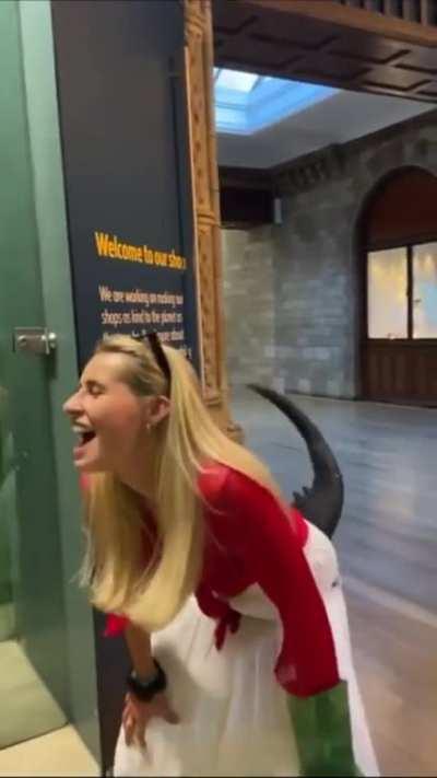 The REAL Lusty Argonian Maid