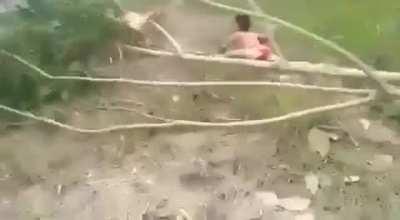 Este man no se anda con tonterias