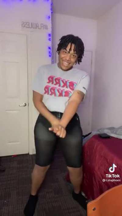 Yall thinking what im thinking 😏