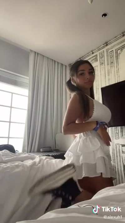 Last One #148. Merry Crimus