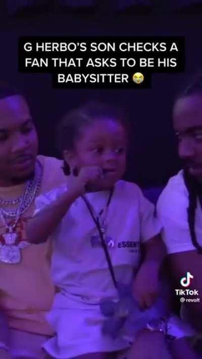 “ you know I’m from Chicago tho” 😭😭😭😭😭