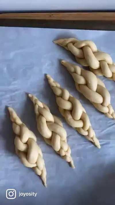 Challah star made with five 4-strand loaves