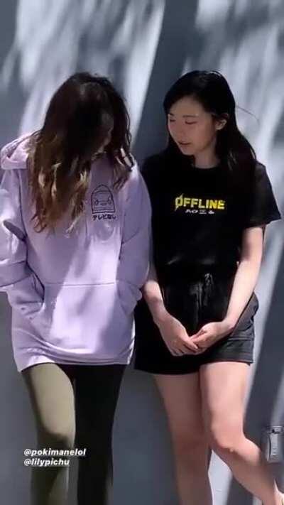 Poki and Lily photo shoot